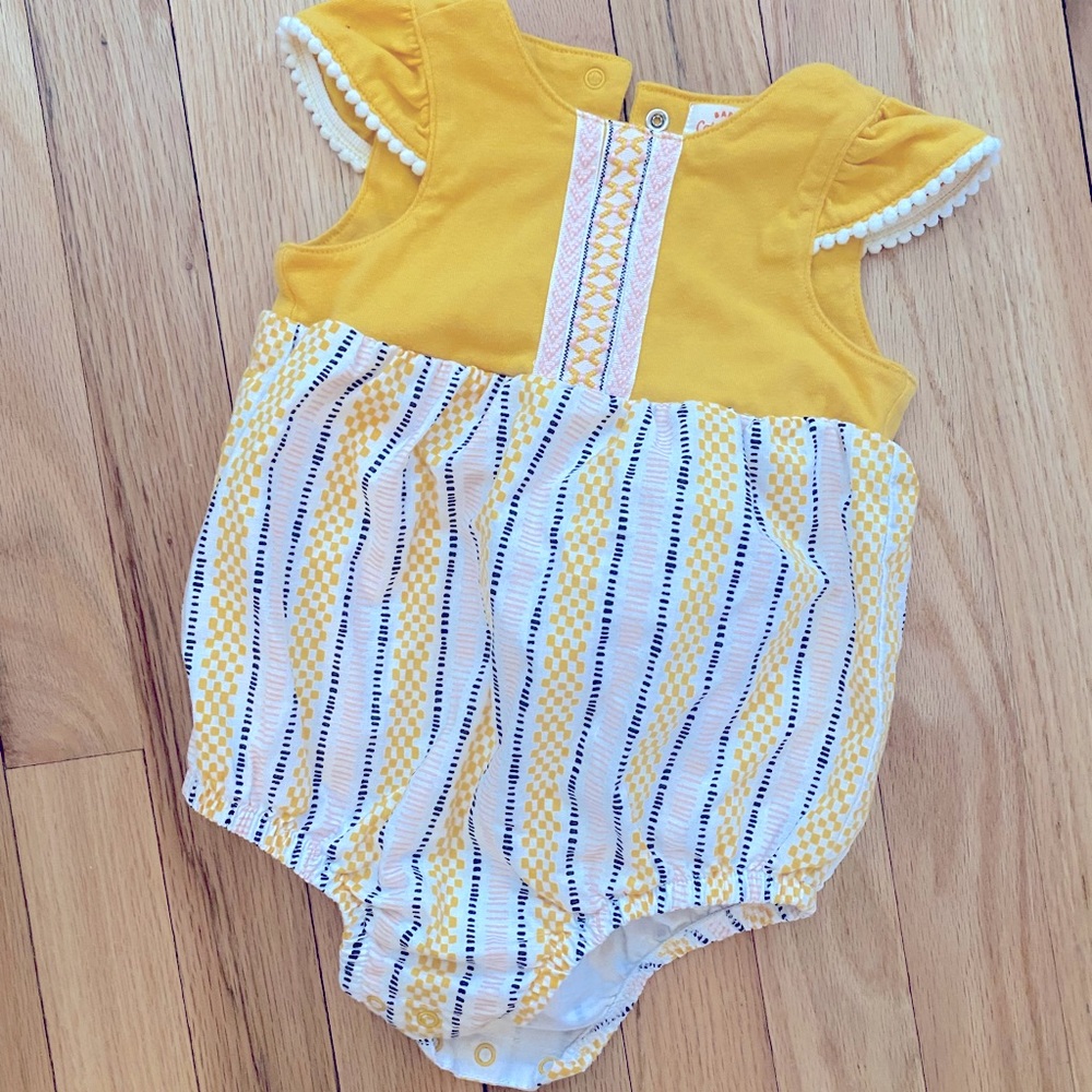 NWOT Baby Girls Romper